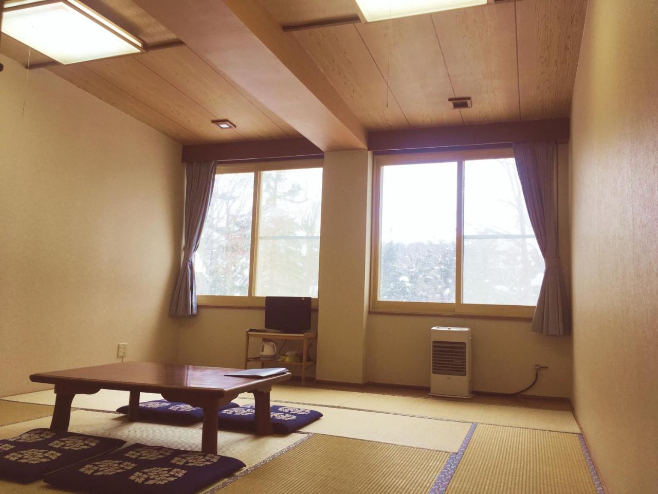 Biei Shirogane No Yu Hotel Luaran gambar